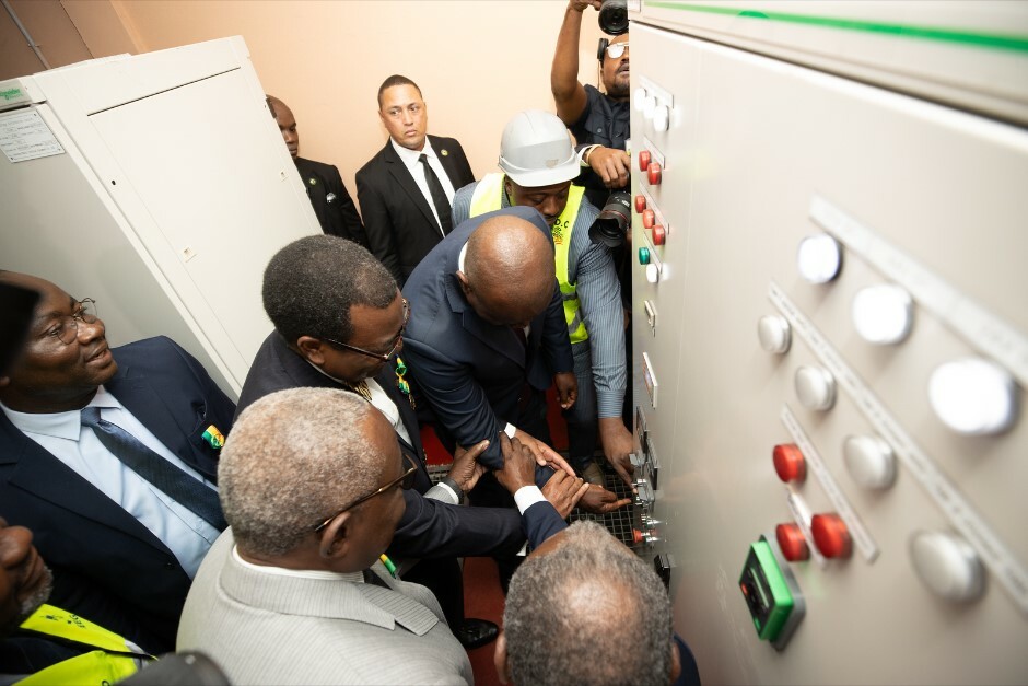 Adesina Gabon 3
