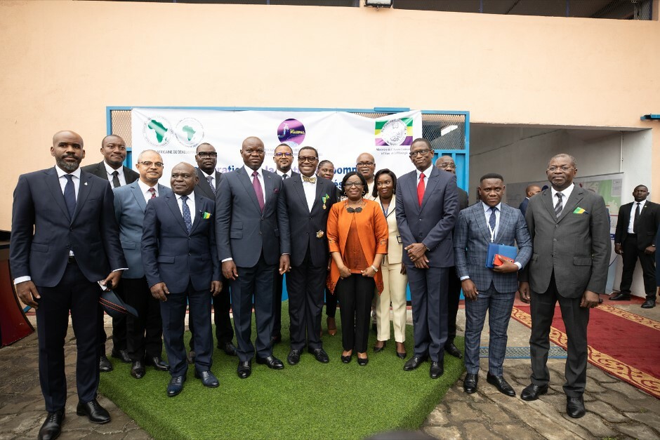 Adesina Gabon 4